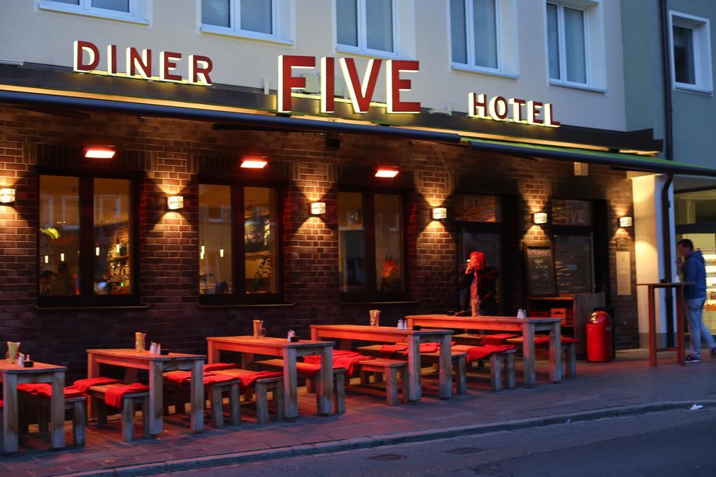 Hotel Five Нюрнберг Екстериор снимка