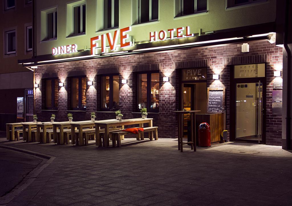 Hotel Five Нюрнберг Екстериор снимка